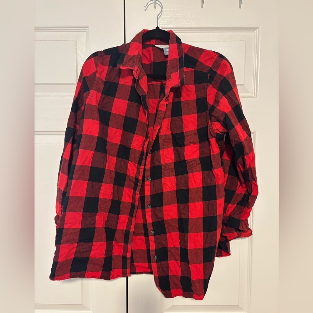 Flannel button down shirt
VGUC